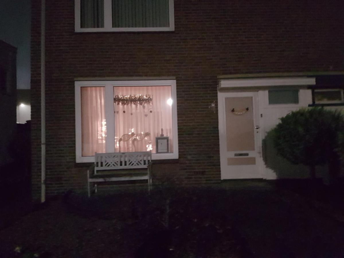 Bnbmarlies Oirsbeek ภายนอก รูปภาพ